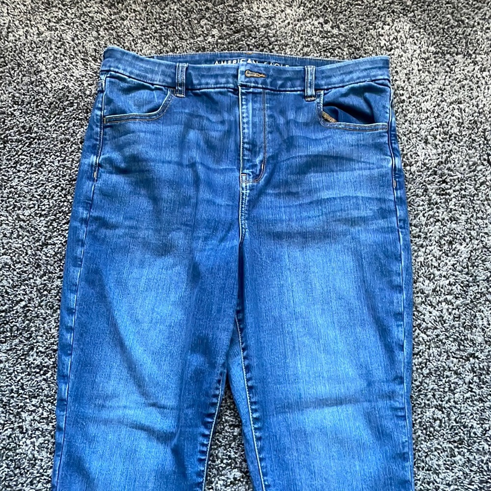 Like New American Eagle Outfitters skinny jeans